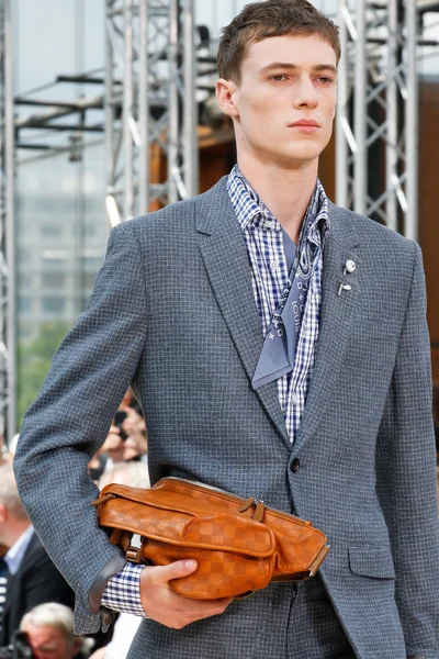 Look 6